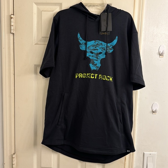 Under Armour Men's Rock Short Sleeve Hoodie - Picture 4 of 9